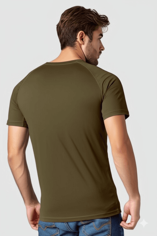 חולצת דרייפיט זית גב ZAYA