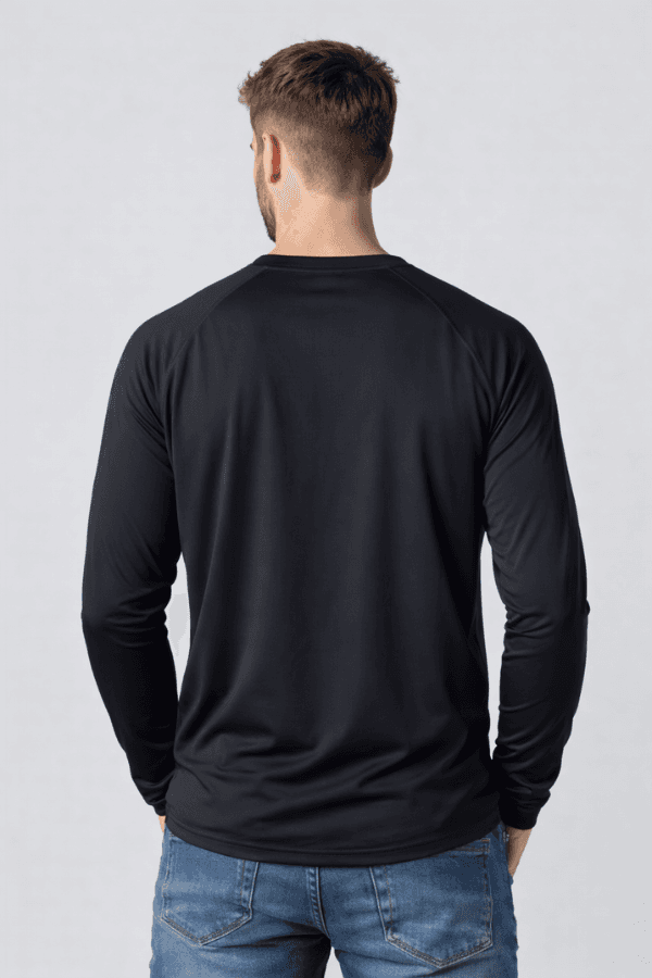 חולצת דרייפיט שרוול ארוך צבע שחור