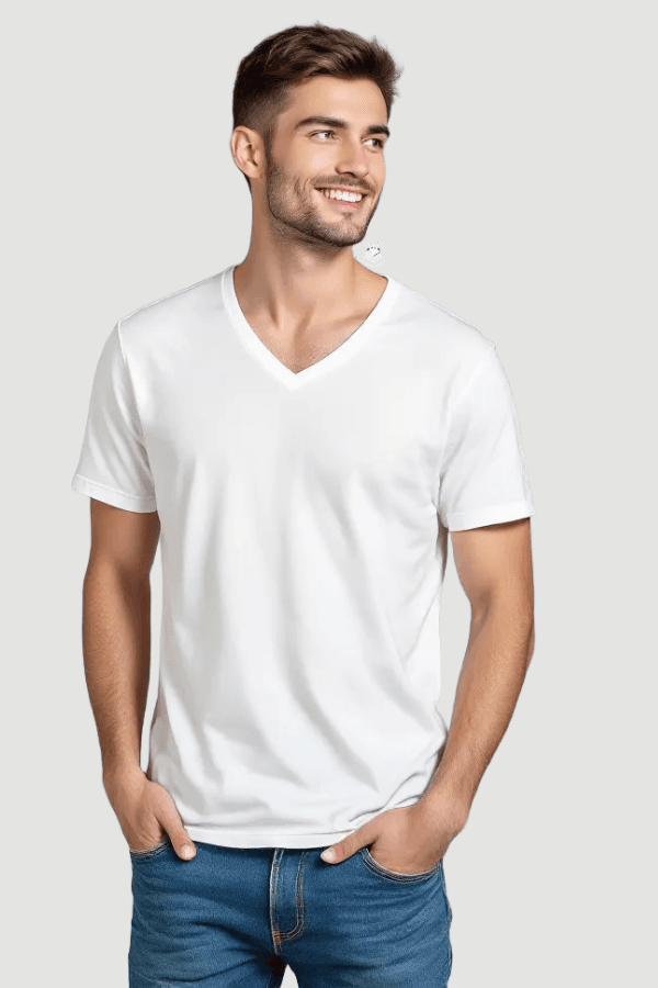 חולצת טי לבנה צווארון V
