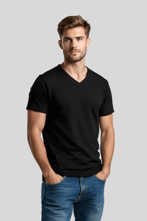 חולצת צווארון V טריקו שחורה